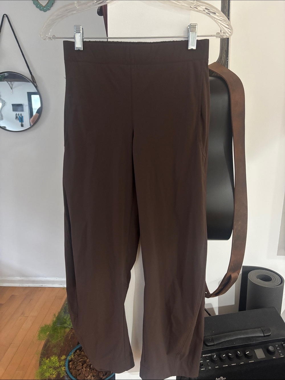 Ruti on the loose work pants